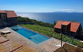 Casas Do Laranjo- Cottages & Infinity Pool